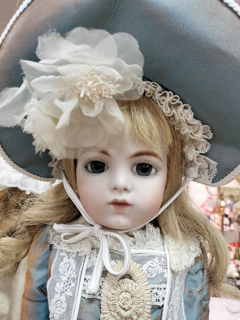 ハンドメイドビスクドール人形 青いドレス