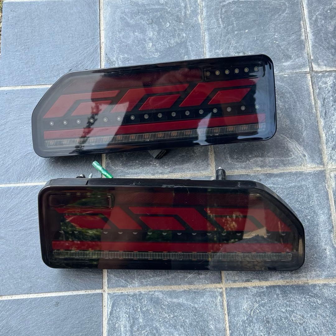 ショウワガレージ LEDテールランプ JB64、JB74、JC74用　スモーク