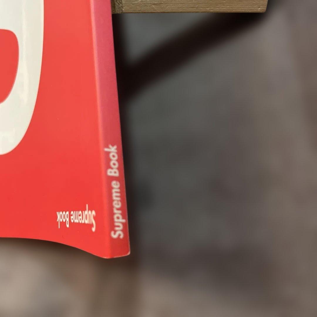 Supreme Book (2005 A/W) ステッカー付ムック本