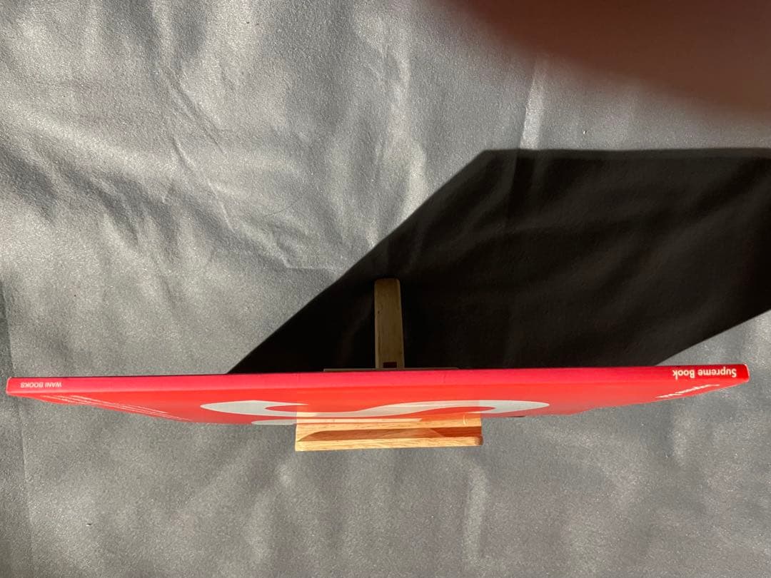 Supreme Book (2005 A/W) ステッカー付ムック本