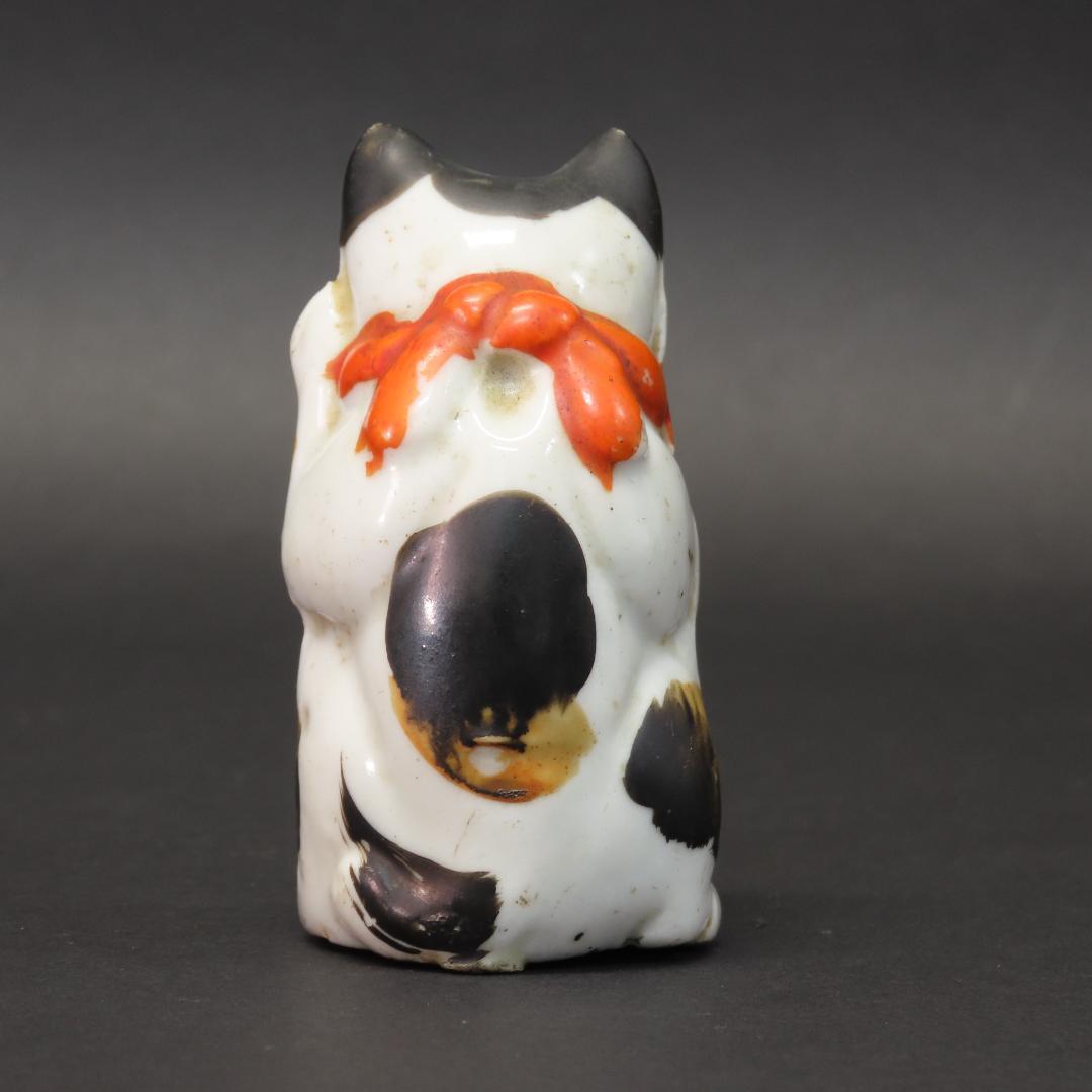 ⭕402 時代物 磁器人形 招き猫2体 高さ7.8cm/福を呼び込むネコ