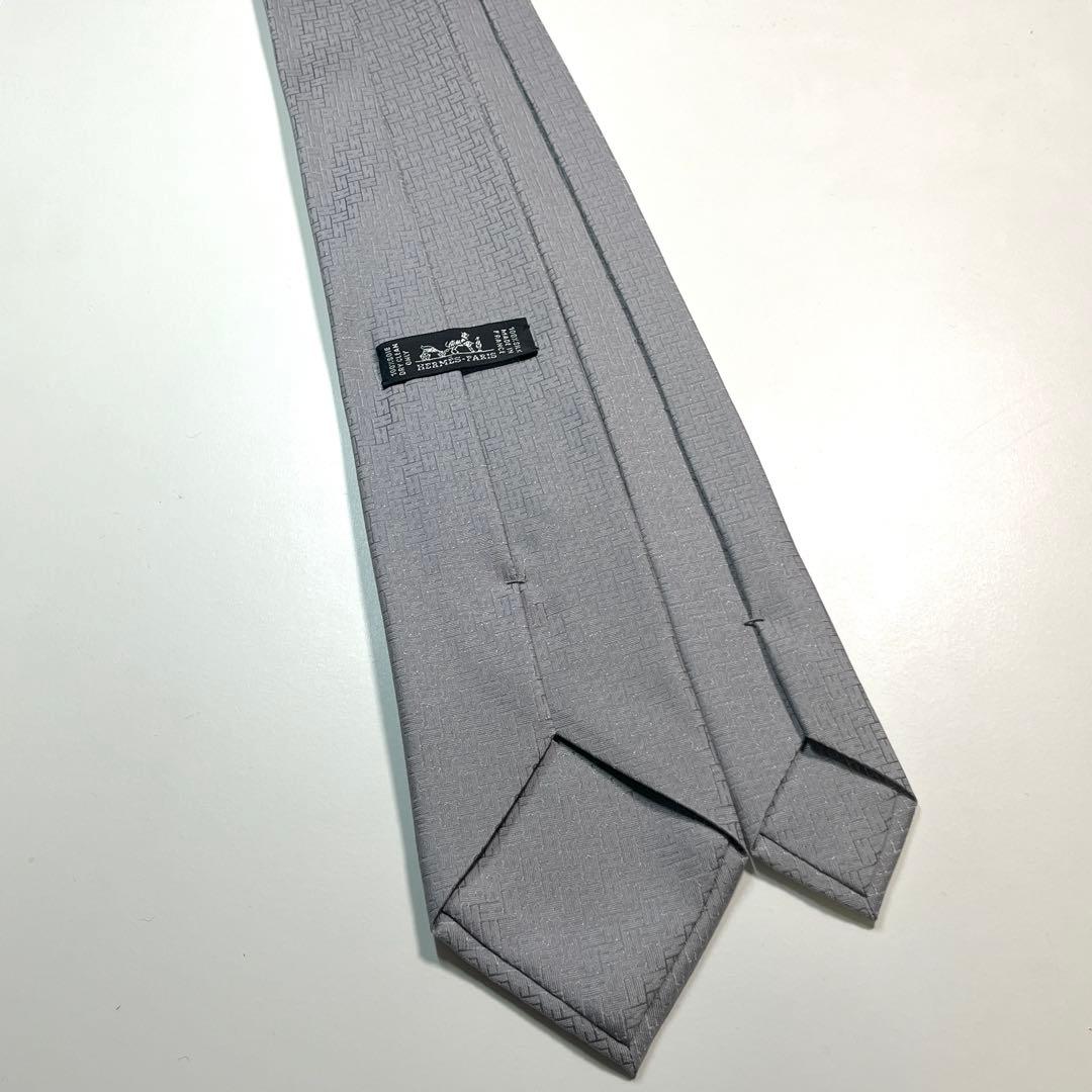 ✨美品✨HERMES エルメス　ネクタイ　高級シルク　ファソネ H柄 グレー