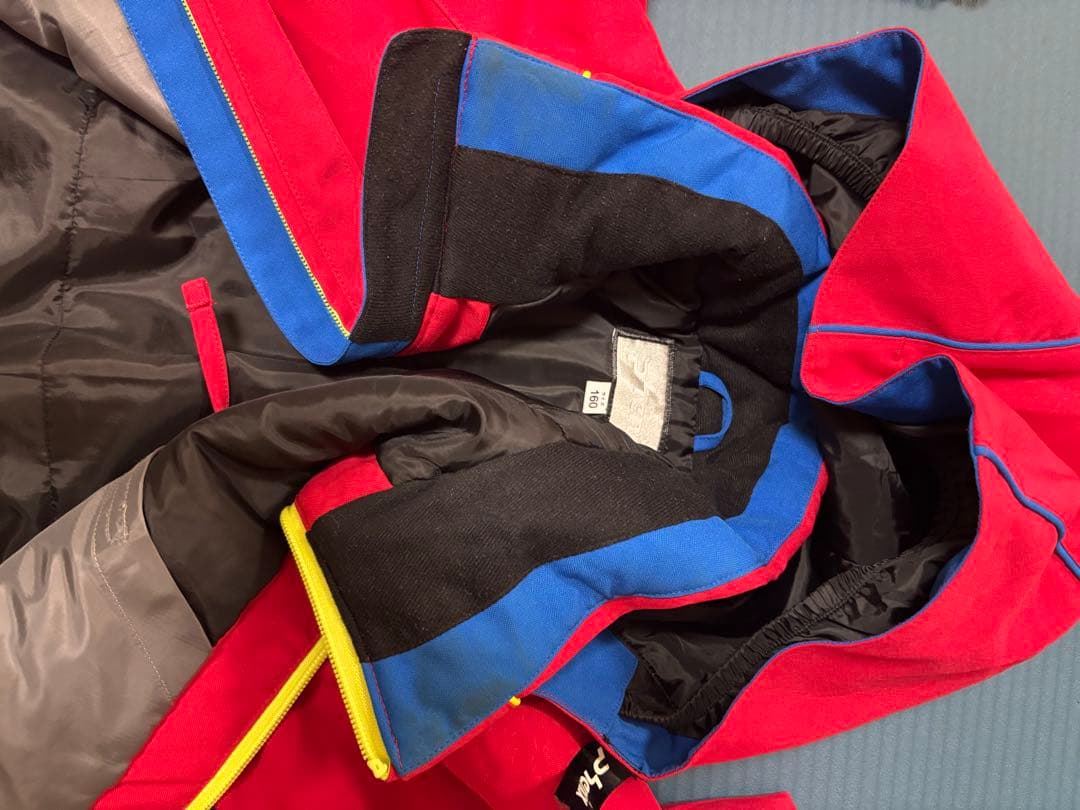 phenix 160 スキーウェア　子供　フェニックス　上下セット　キッズ　赤