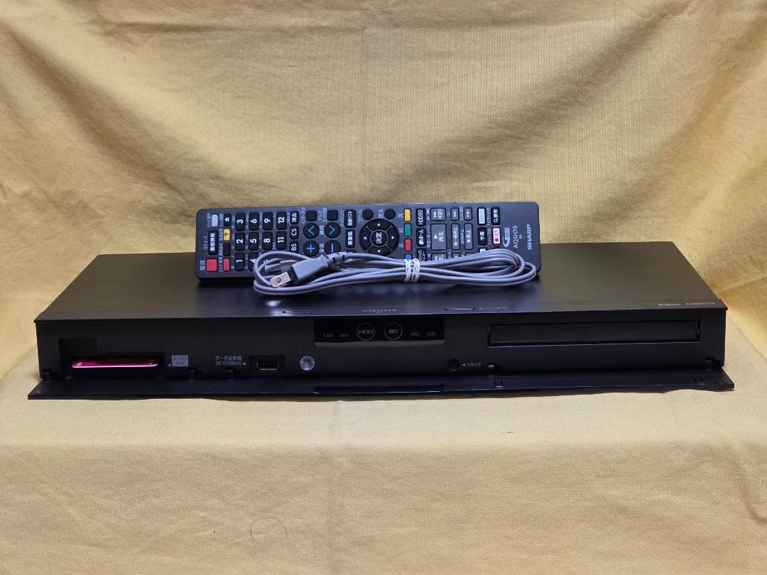 SHARP AQUOS BDレコーダー BD-NW1200　2018年製　整備品