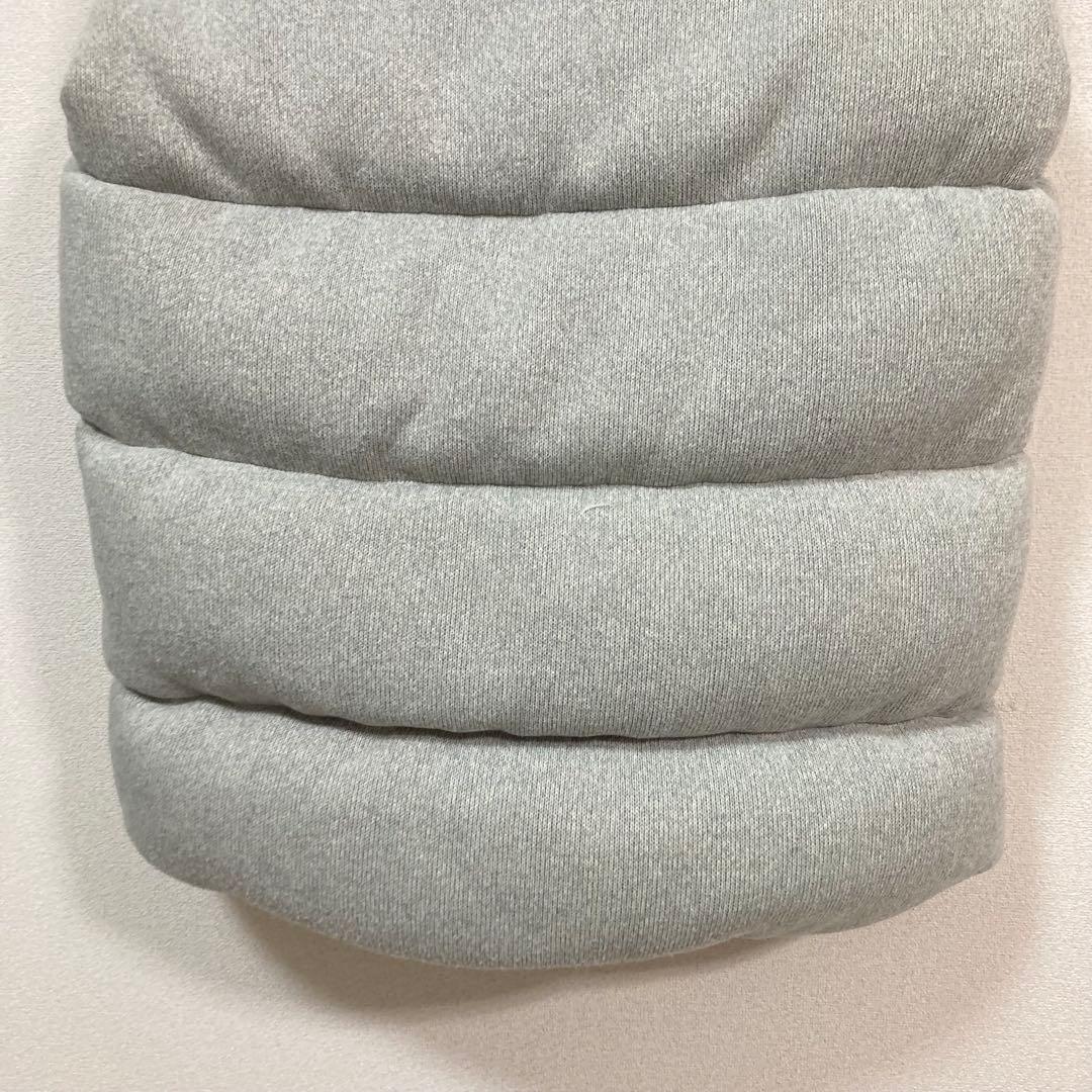 日本未入荷　海外限定　ノースフェイス　ダウンベスト　レザーロゴ