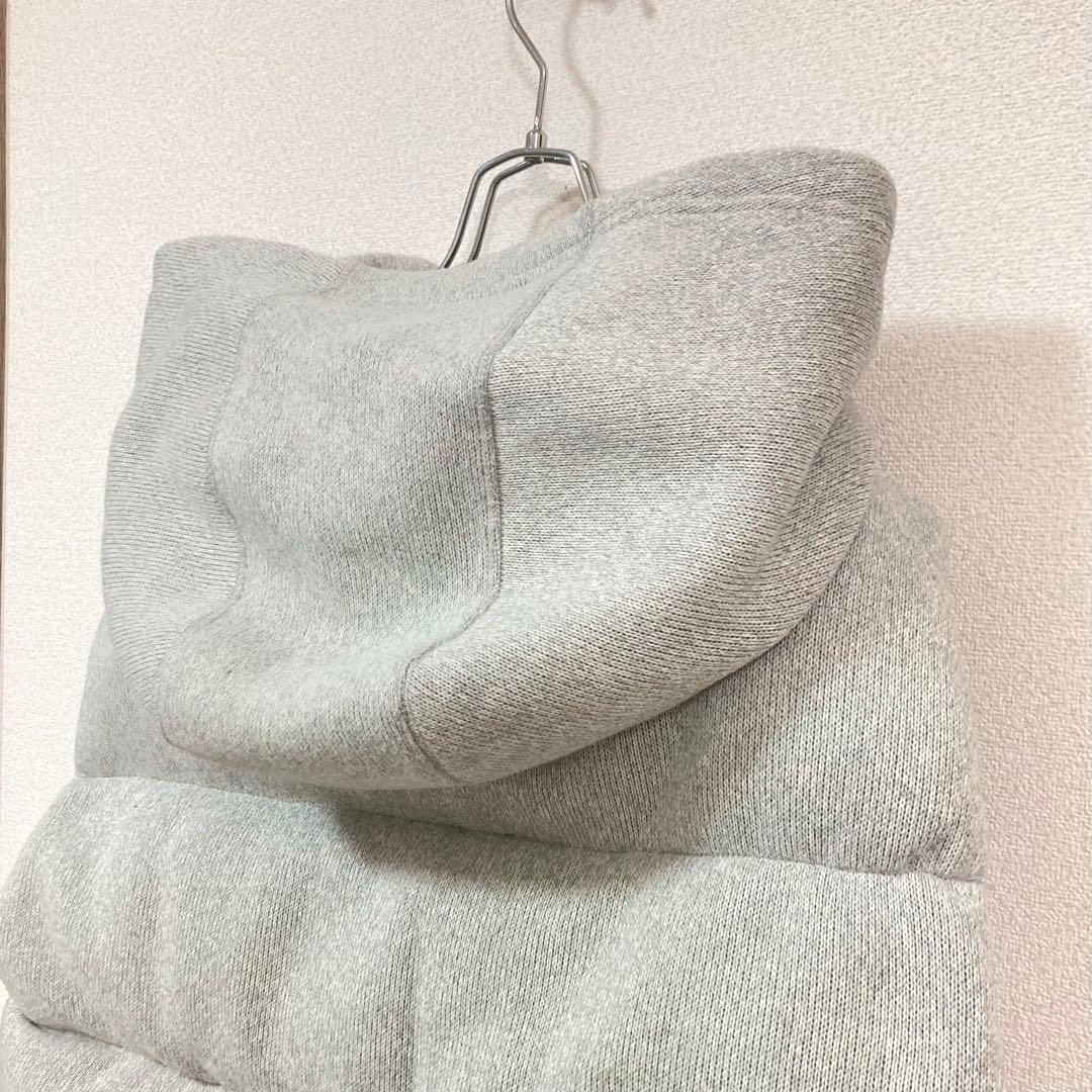 日本未入荷　海外限定　ノースフェイス　ダウンベスト　レザーロゴ