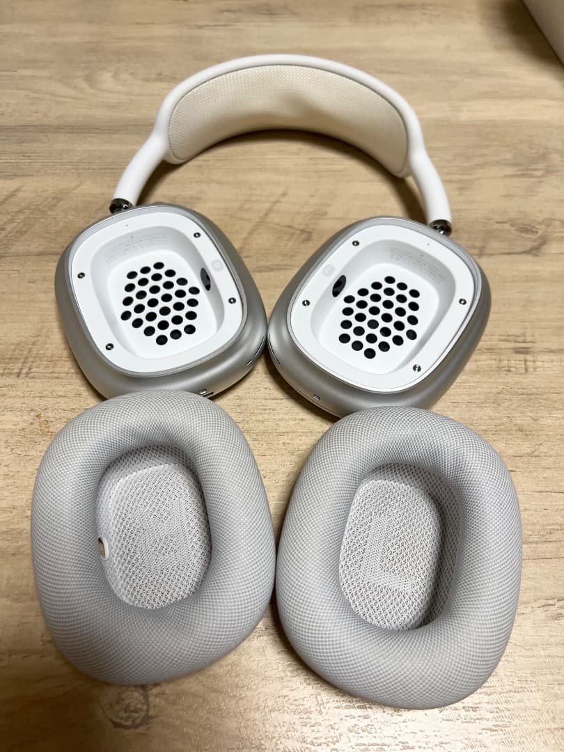 【美品】AirPods Max 第一世代 シルバー 付属品完備 箱付き
