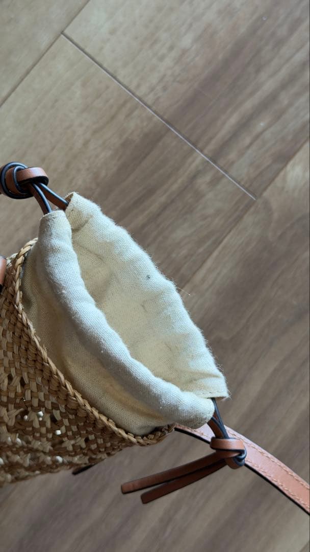 バッグ LOEWE Cylinder Pocket