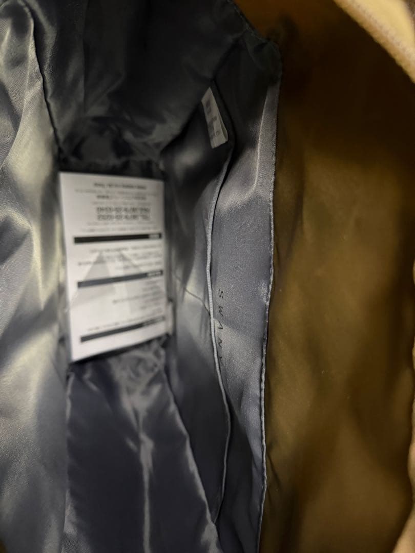 未使用　¥29700SWANY(スワニー)ベージュキャリーケースd-685