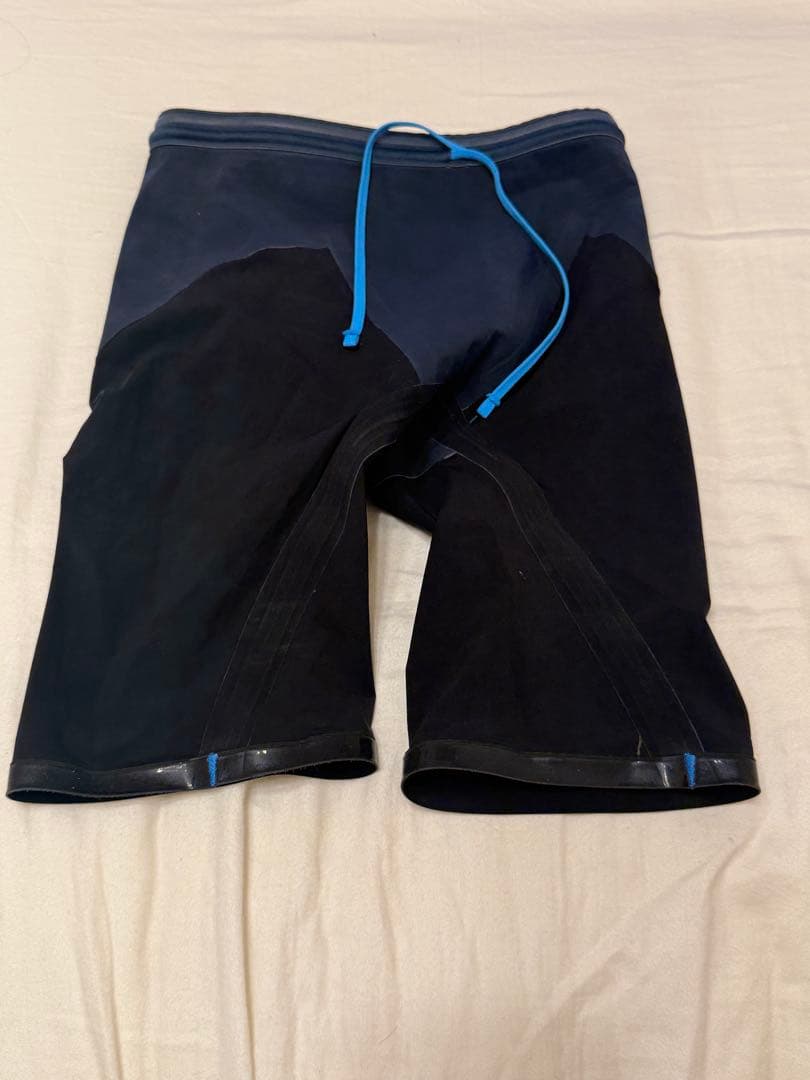 最新　アリーナ　競泳水着　高速水着　アクアフォースストーム　MF S