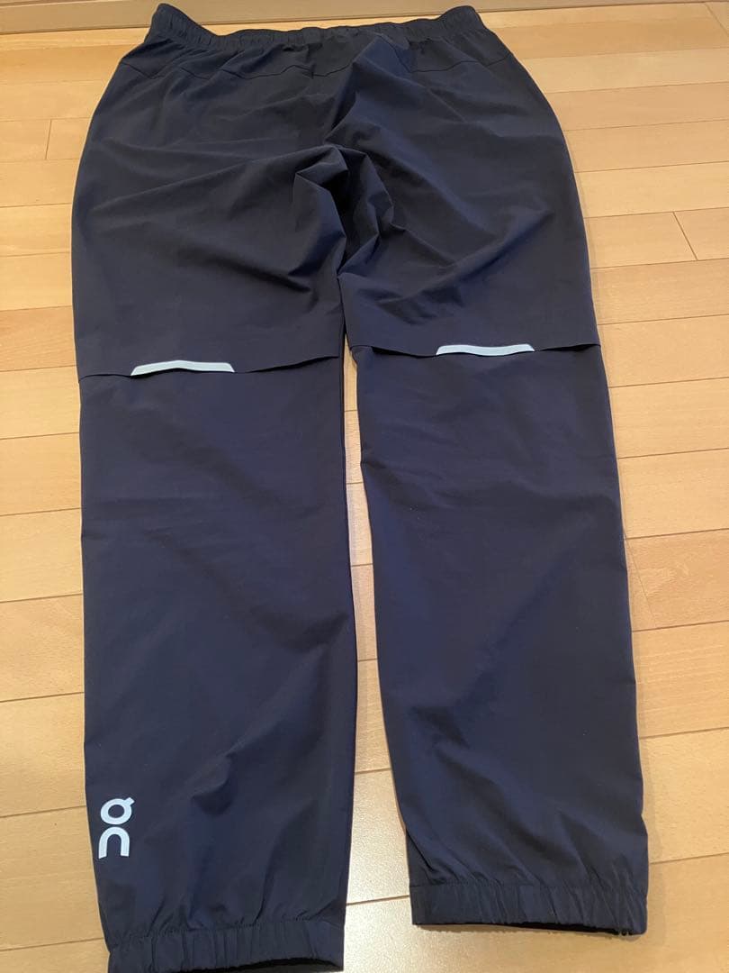 10月30日まで出品❗️【極美品】onコア　パンツ　ブラックM