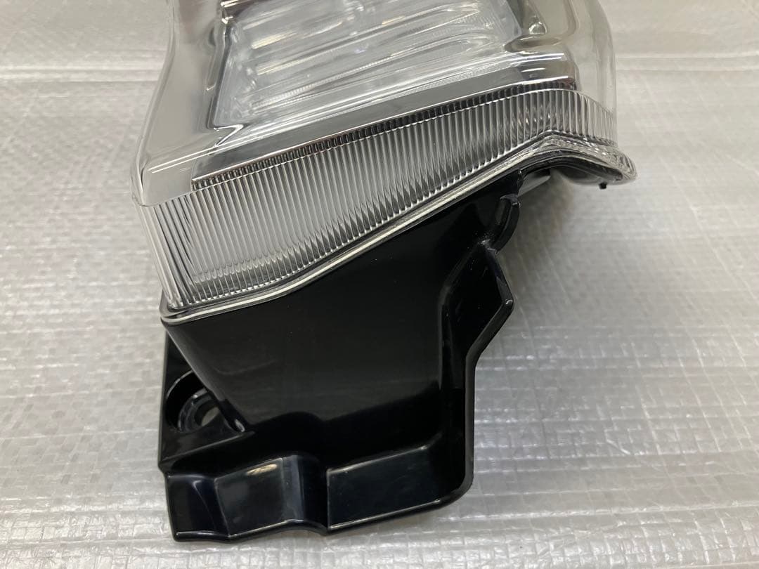 ♦︎ダイハツ★タントカスタムLA600S左純正テール♦︎インナーメッキタイプ♦︎