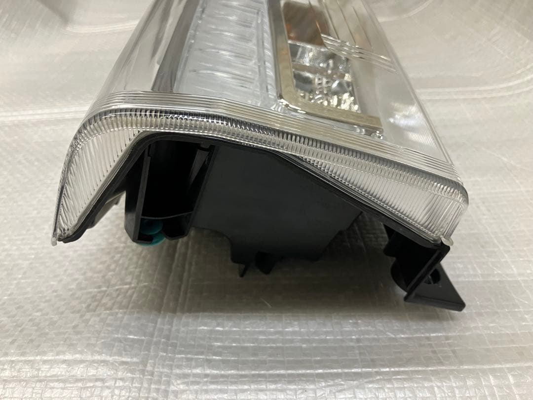 ♦︎ダイハツ★タントカスタムLA600S左純正テール♦︎インナーメッキタイプ♦︎