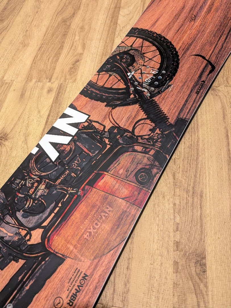 滑走1回！グラトリ最強　24-25モデル　November　DX4 147cm