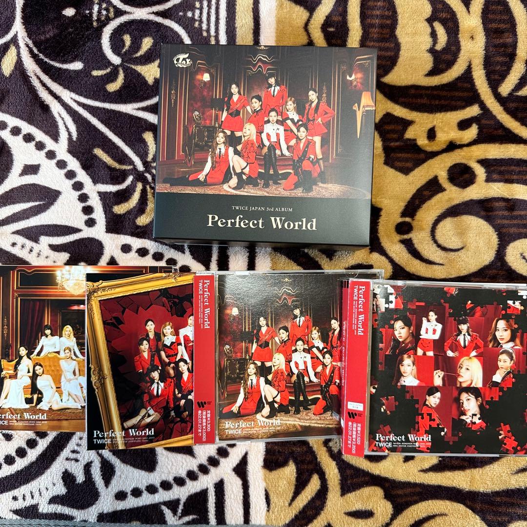 TWICE グッズ　アルバム　日本アルバム　全形態あり