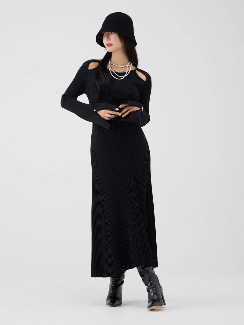 リブニットフレアワンピース