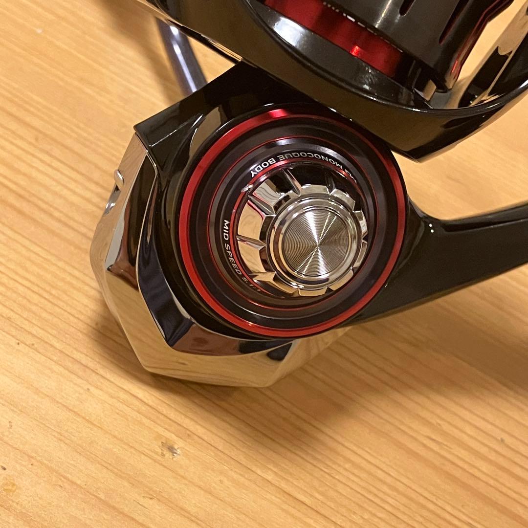 DAIWA 23 月下美人 LT2000S