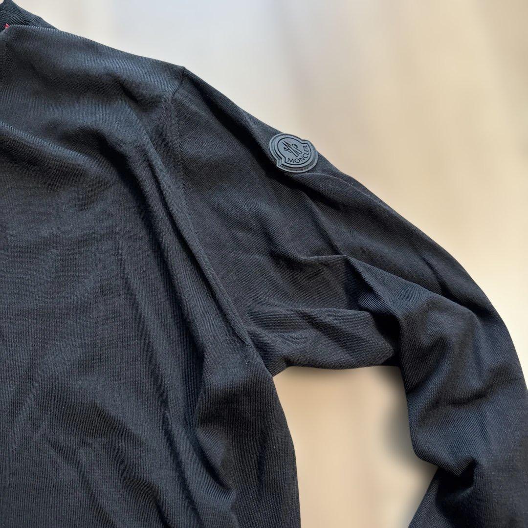 【美品】MONCLER ブラック長袖Tシャツ
