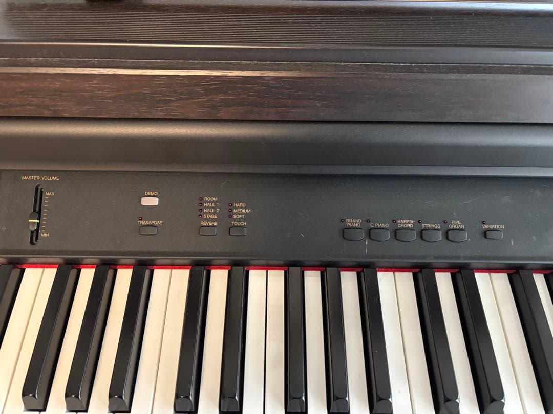 A　YAMAHA CLP-820 Clavinova クラビノーバ