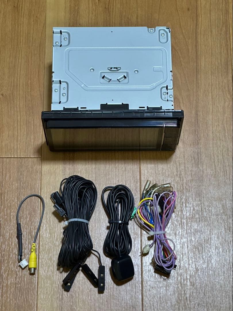 Pioneer AVIC-RZ711 カーナビ