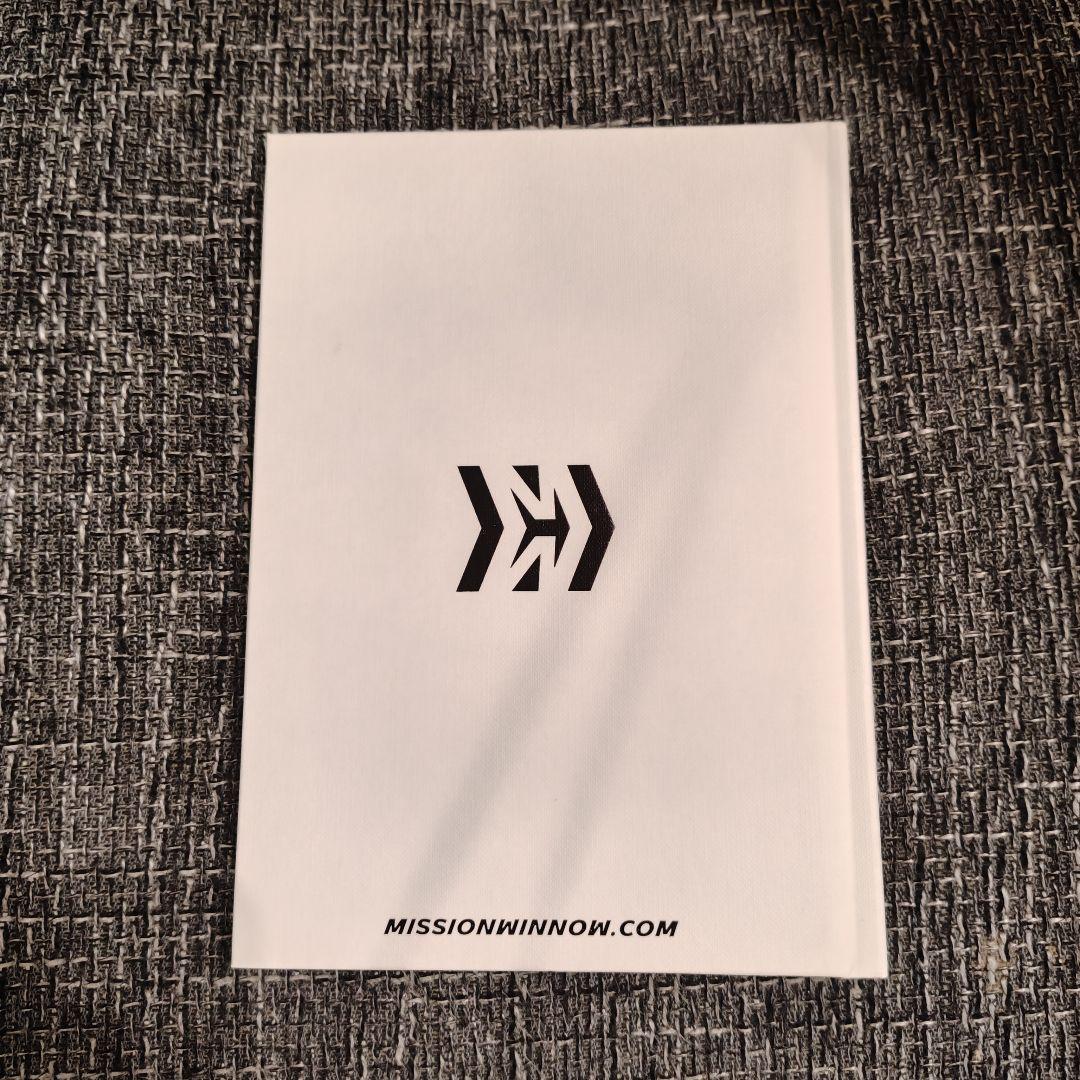 新品　キミ・ライコネン　俳句集