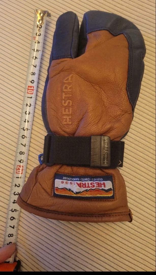 ヘストラ　グローブ
