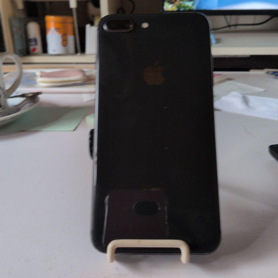 iPhone 8 スパイスグレイ