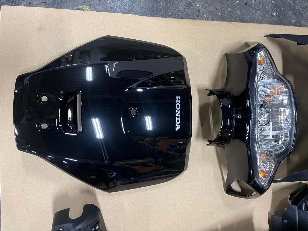 【ブラック】HONDA 新品 TACT タクト ボディカバー一式