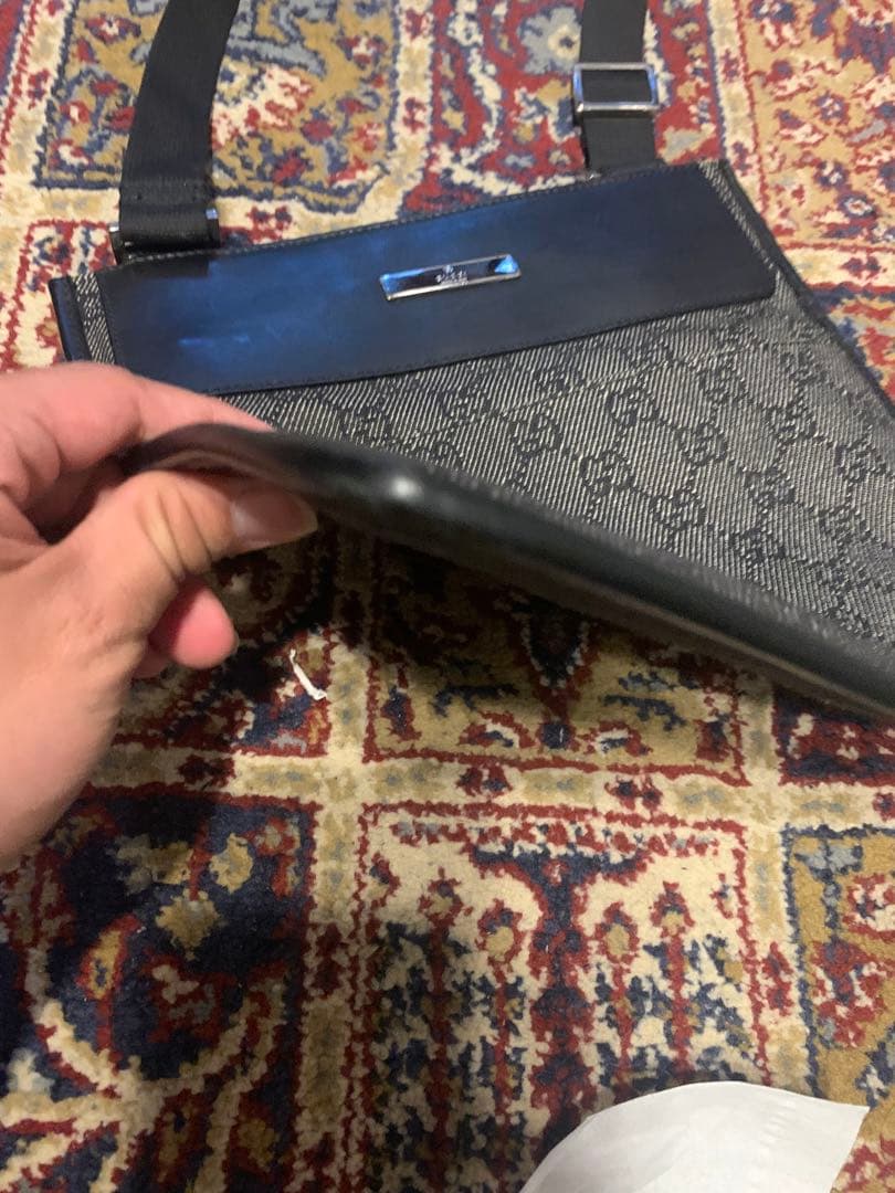 Gucci ショルダーバッグ　gg柄