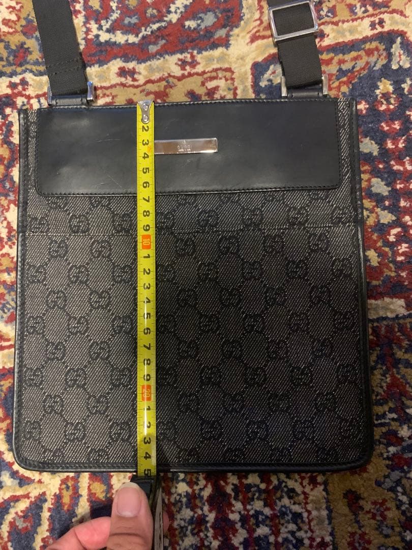 Gucci ショルダーバッグ　gg柄