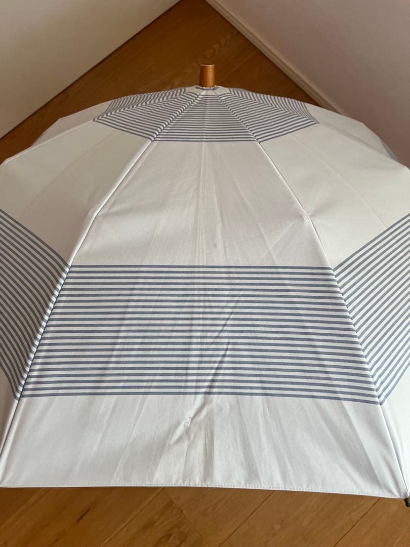 【サンバリア 100】 折りたたみ日傘 ２段折 / ボーダー ブルー