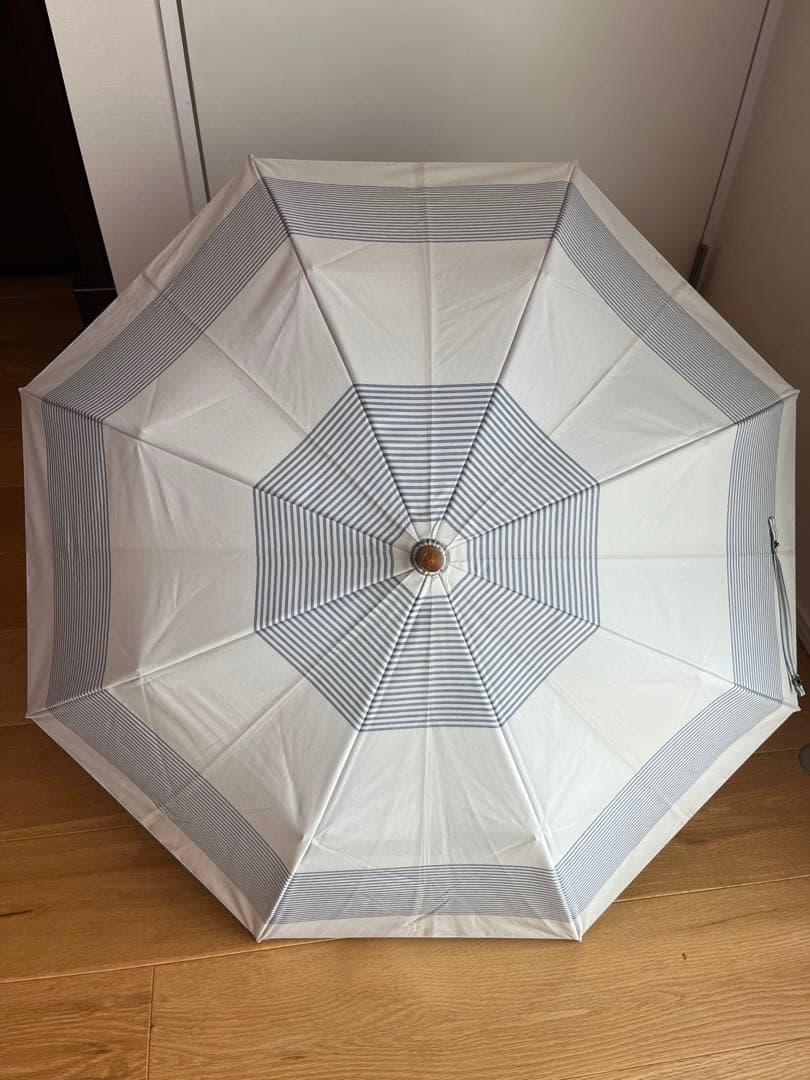 【サンバリア 100】 折りたたみ日傘 ２段折 / ボーダー ブルー