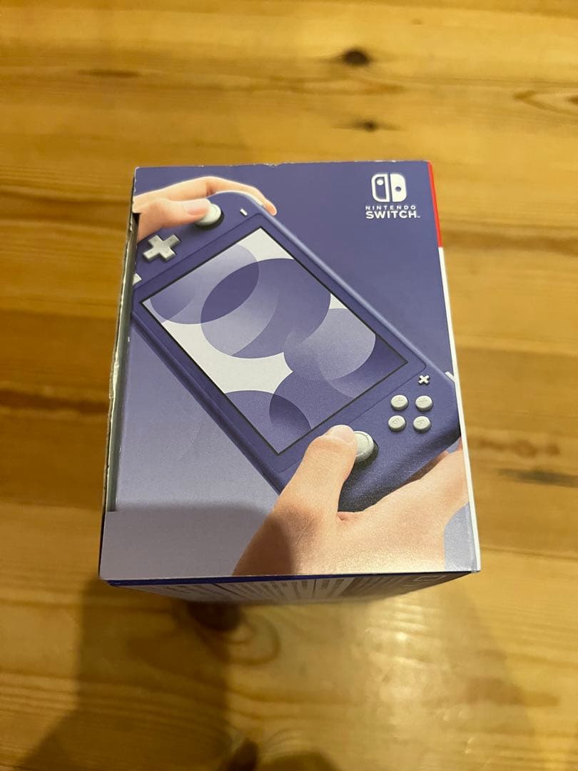 Nintendo Switch Lite パープル　ブルーノ