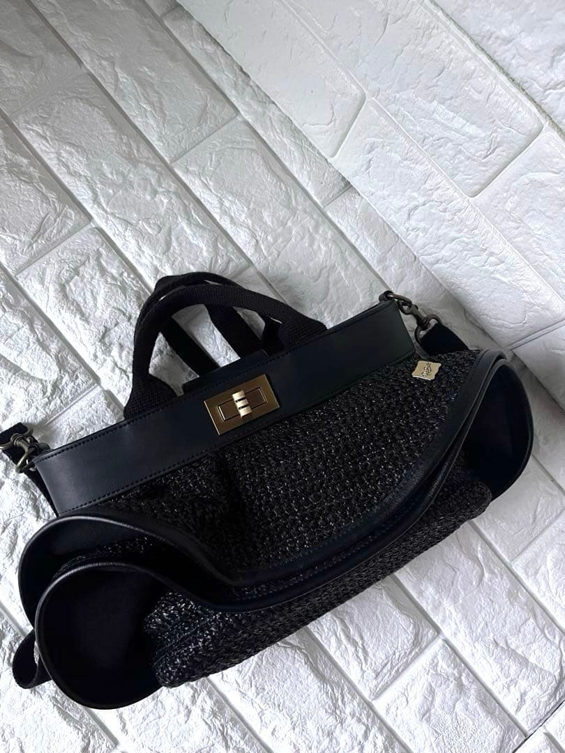 ほぼ新品 RAPTURE ラプチャー セントルーシーラフィアバッグ ミニブラック