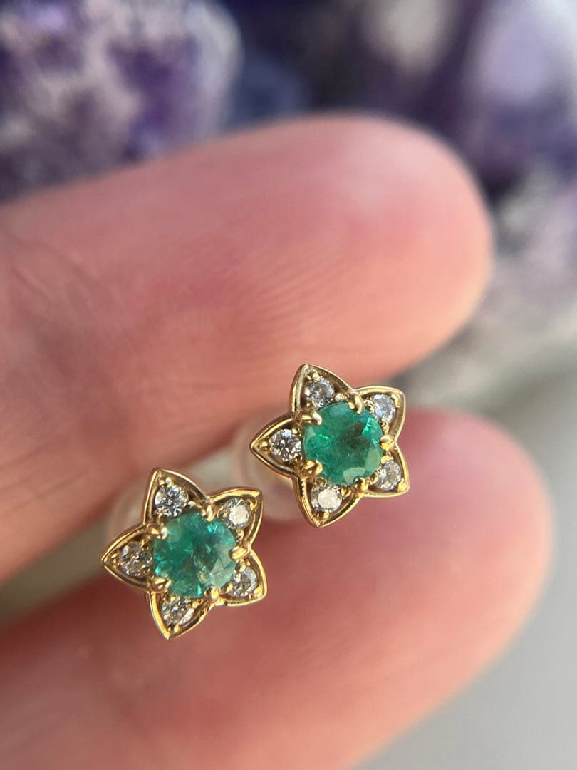 新品K18YGエメラルド0.2ctダイヤモンドピアス鑑別付