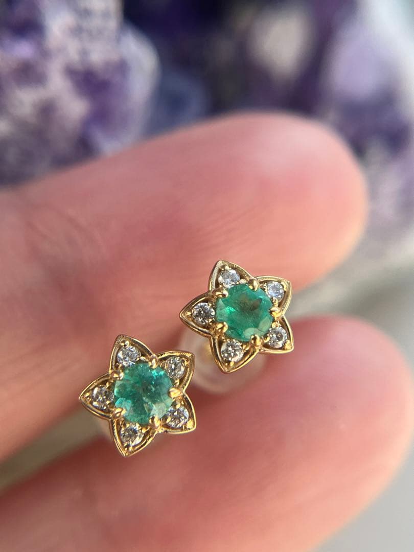 新品K18YGエメラルド0.2ctダイヤモンドピアス鑑別付