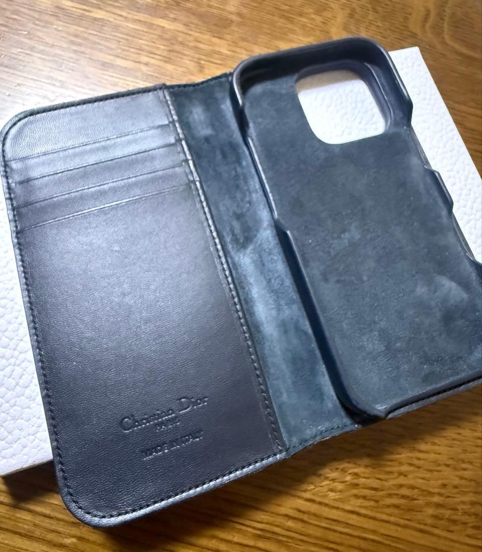 DIOR 30 Montaigne iPhone 16 Pro 手帳型ケース
