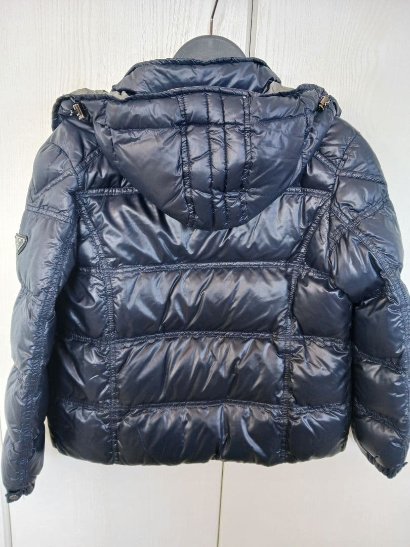 Janie　 PRADAネイビー ダウンジャケット08サイズ