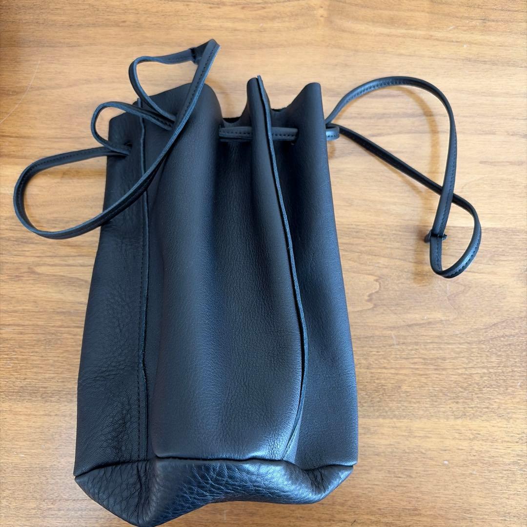 CONFECT バレンシアレザー巾着バッグ