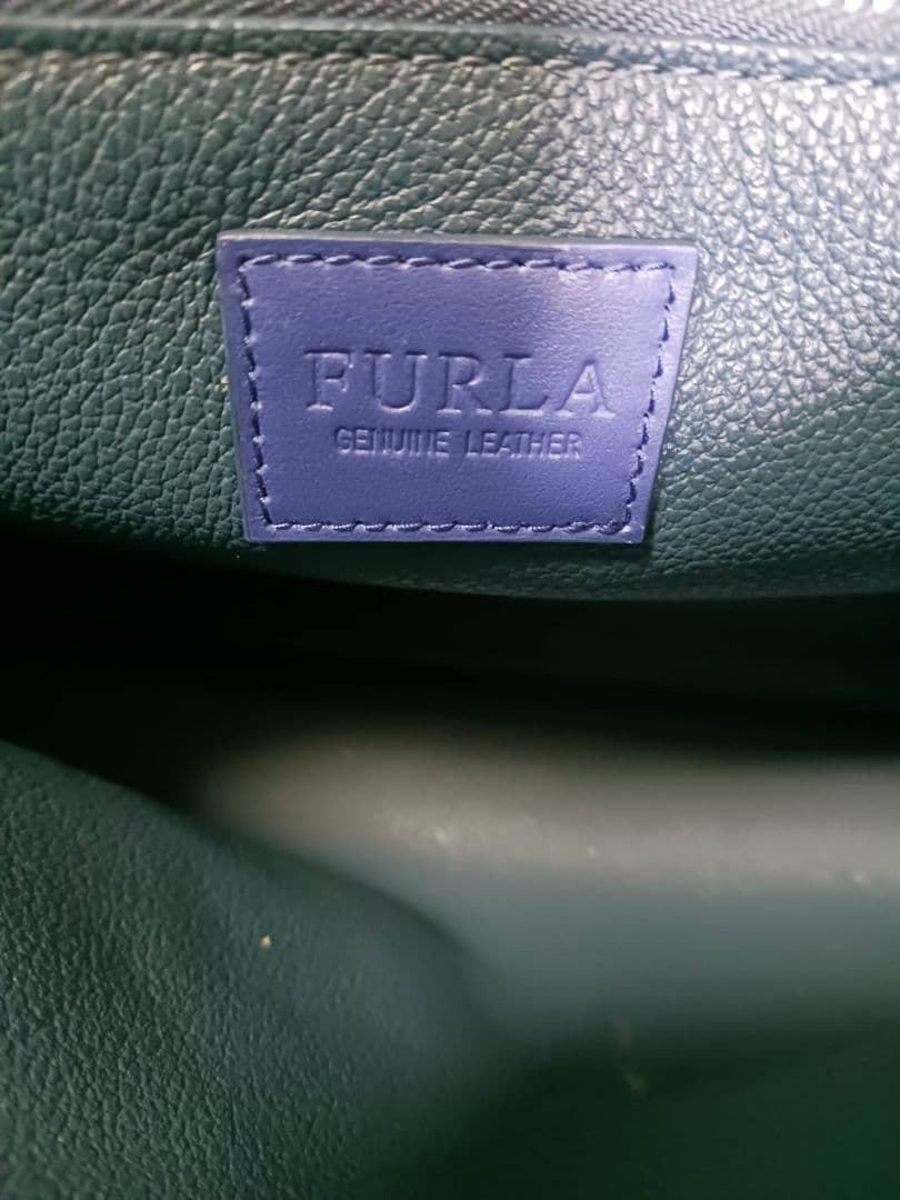 和ぴち　フルラ ジョーヴェ ショルダーバッグ 大容量