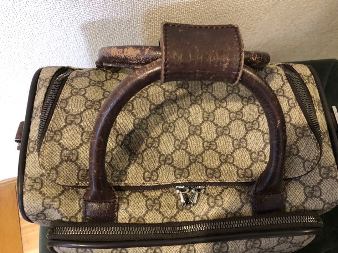 GUCCI キャリーオンバッグ