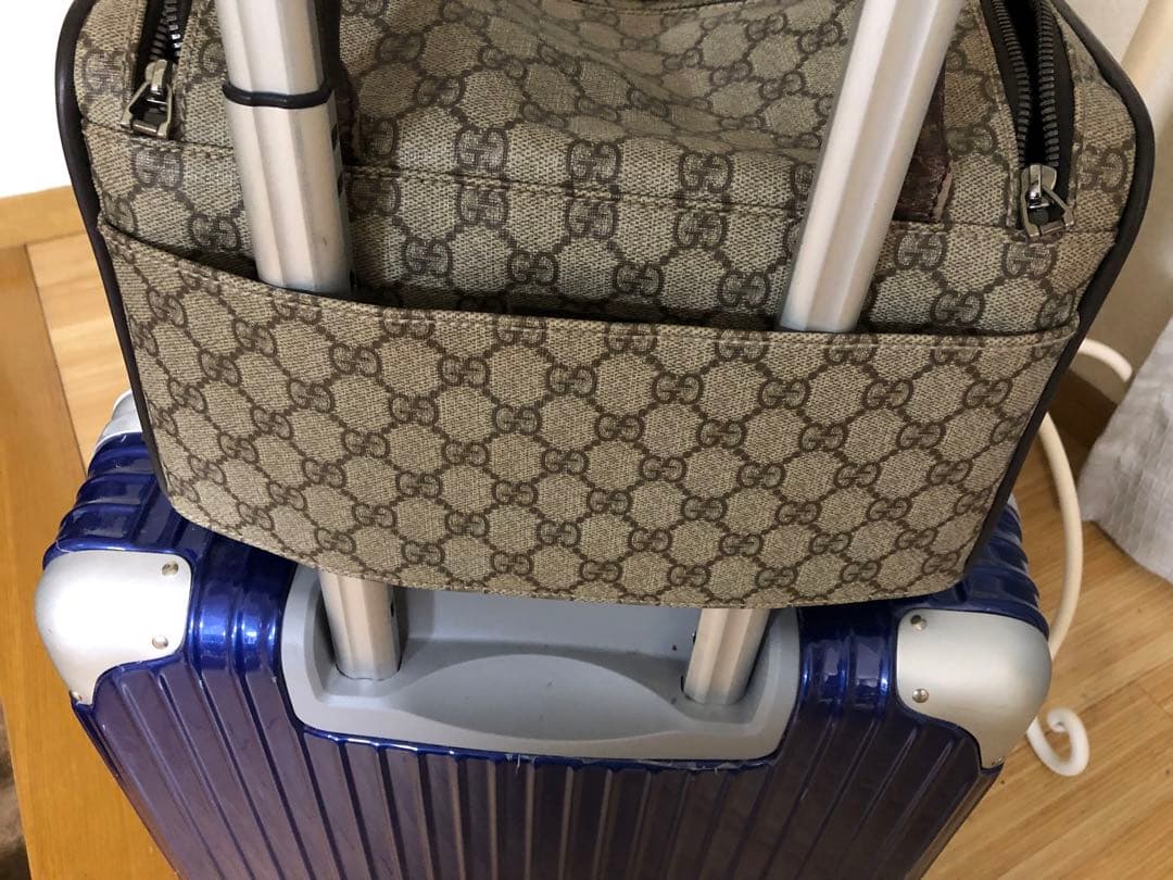 GUCCI キャリーオンバッグ
