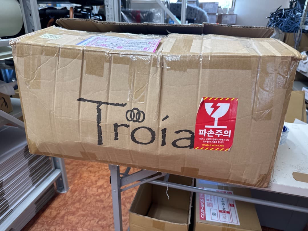 新品 TROIA Thearth ヘク男 グリーン