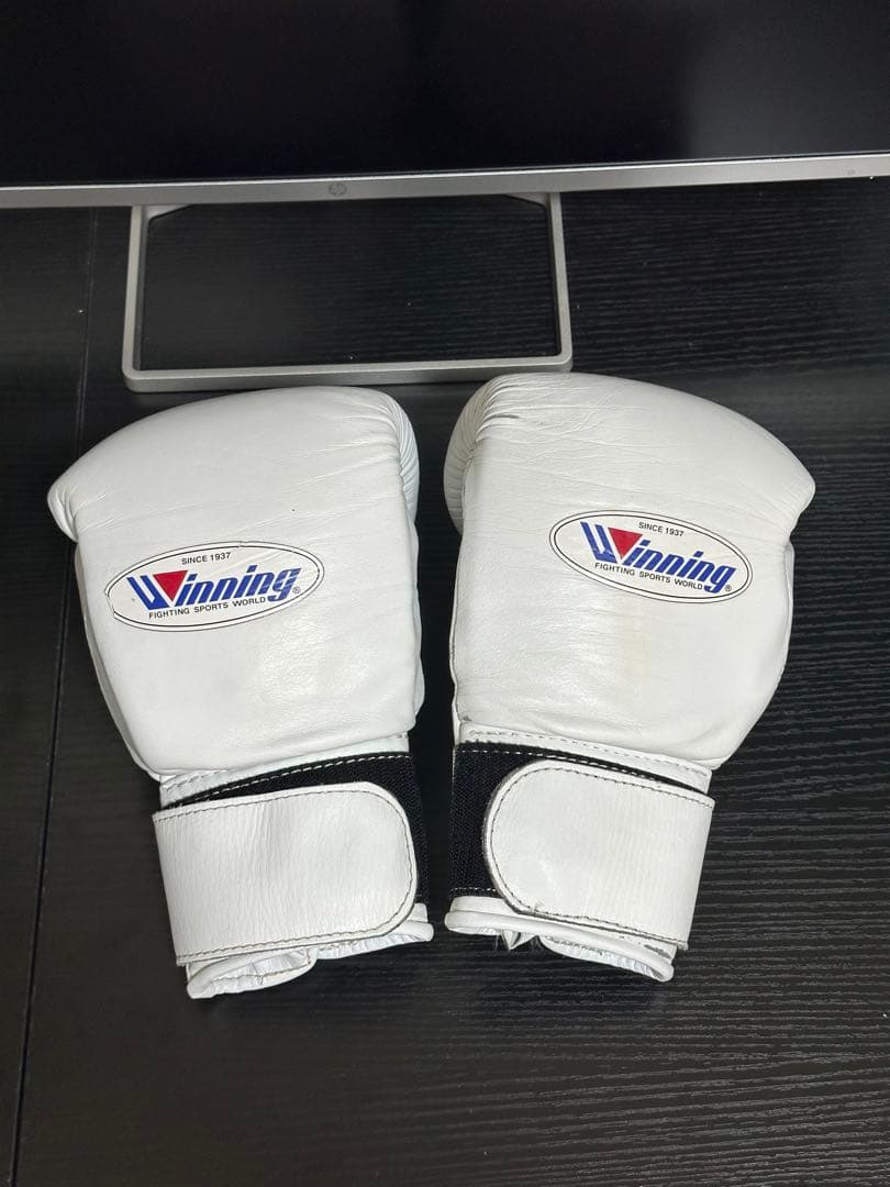 Winning ボクシンググローブ 14oz、8oz ホワイト　セット