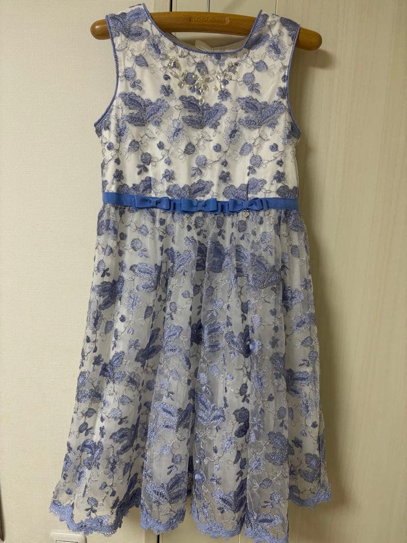 メゾピアノ mezzo piano 花柄刺しゅう レース ワンピース　130