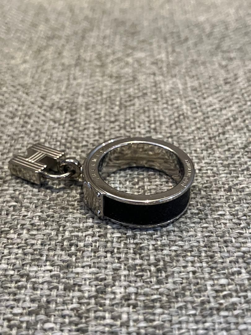 HERMESエルメス スカーフリング ケリー