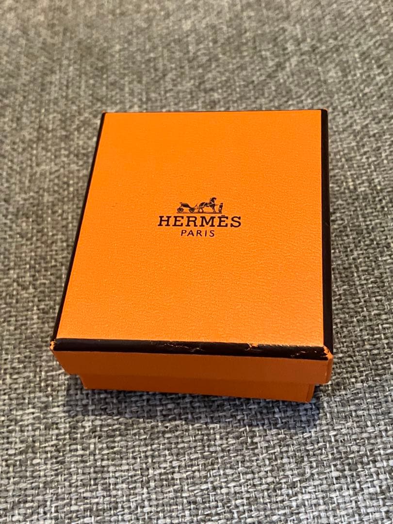 HERMESエルメス スカーフリング ケリー