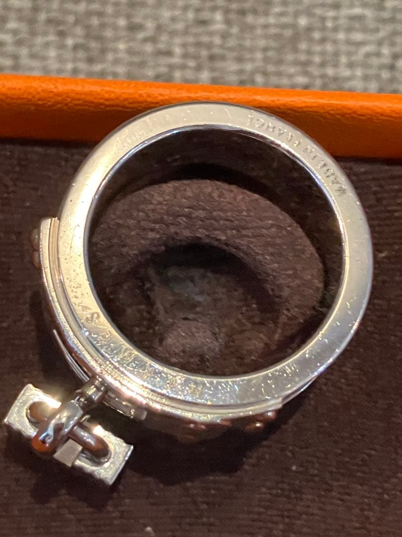 HERMESエルメス スカーフリング ケリー