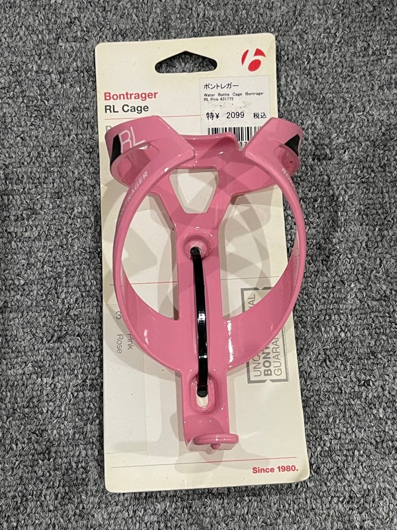 ピンクリボンロードバイクサドル、バーテープ、ボトルケージ3点セット