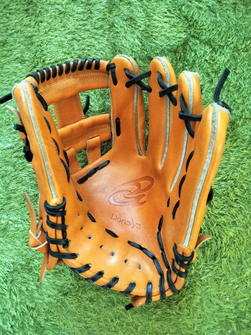 ドナイヤ DJNIM 山田哲人モデル donaiya 軟式グローブ　グラブ